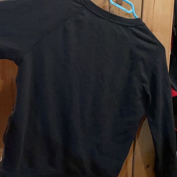 Women’s Levi pullover - Picture 2 of 3